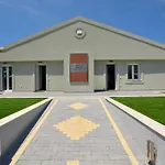 Villa Bratou